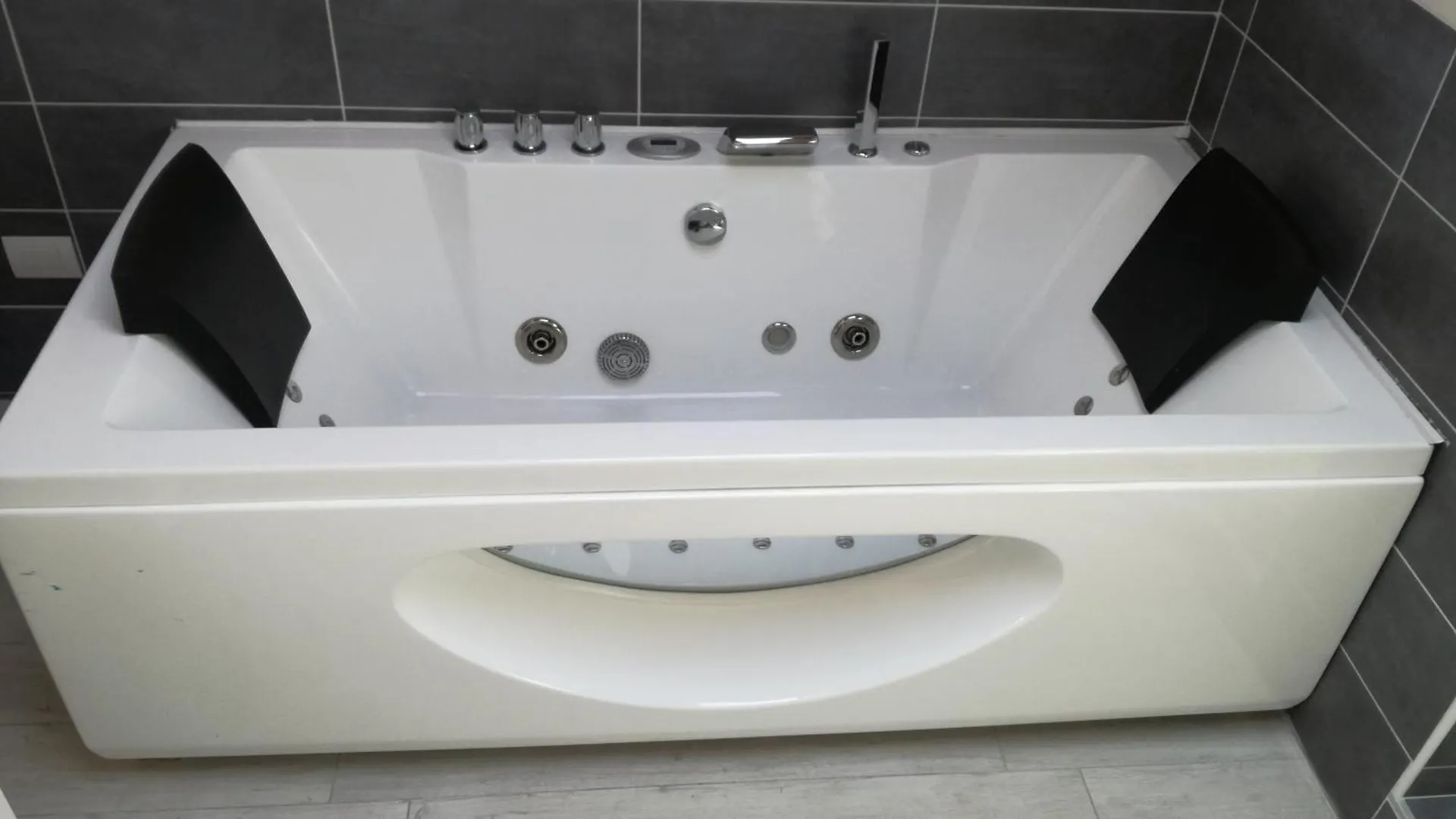 Apartment Charme Lake Loft Ispra Italy