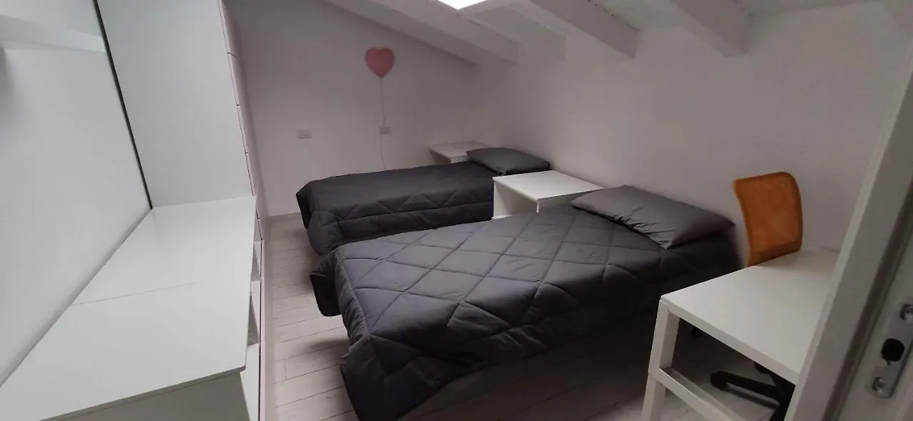 Charme Lake Loft Ispra 0*,