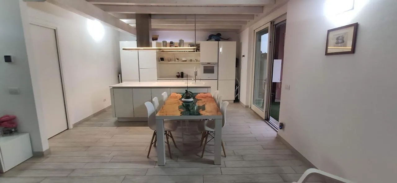 Charme Lake Loft Ispra Italy