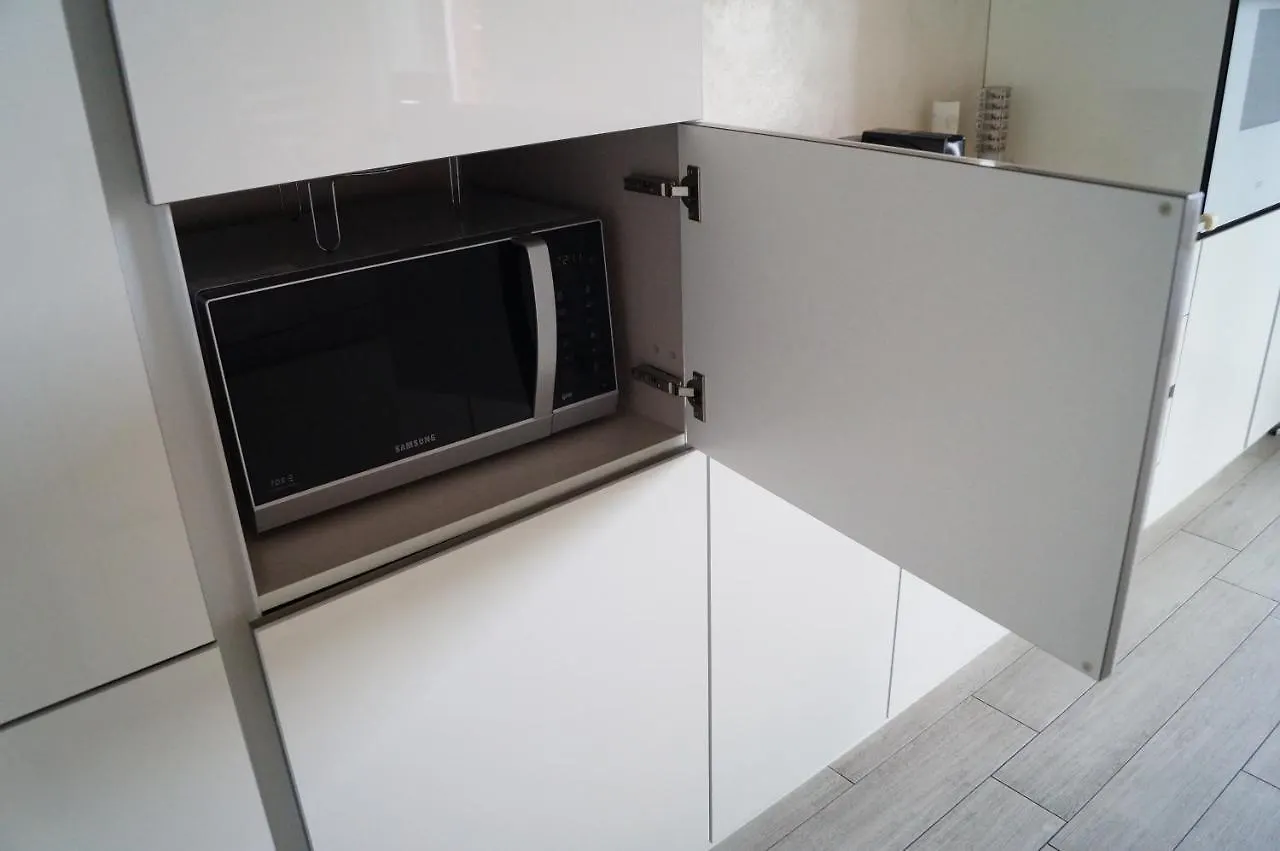 Charme Lake Loft Ispra
